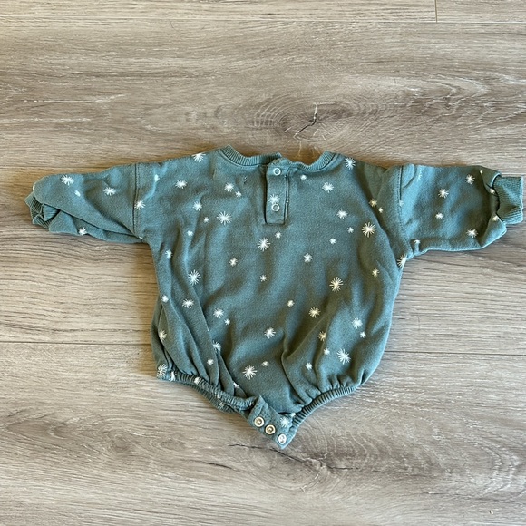 Grayson Collective 0-3 month bubble onesie - Picture 2 of 2